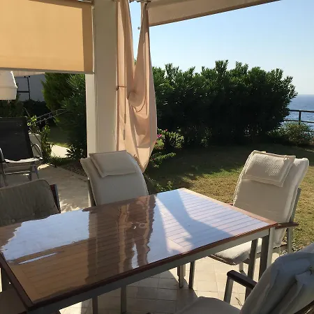 Duplex With Private Beach In Bodrum Yalıkavak